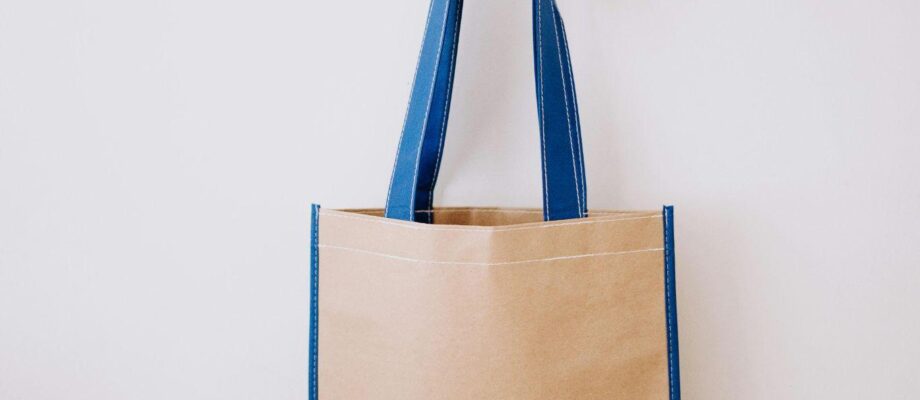 7 Creative Ways to Customize Your Shopping Bag